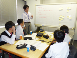 「ビジネスプラン プレゼンテーション大会」の様子